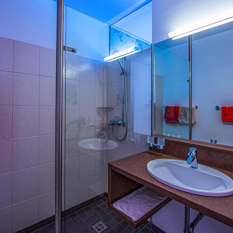 Hotel Garni Weinquadrat 레헨스테이너와차우 외부 사진