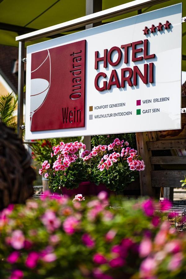 Hotel Garni Weinquadrat 레헨스테이너와차우 외부 사진