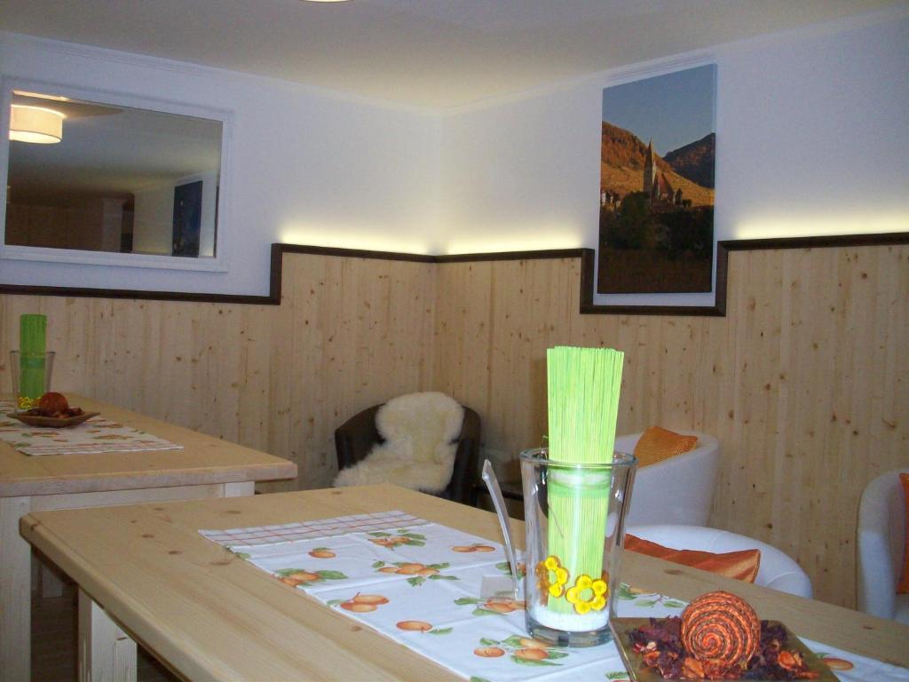 Hotel Garni Weinquadrat 레헨스테이너와차우 외부 사진