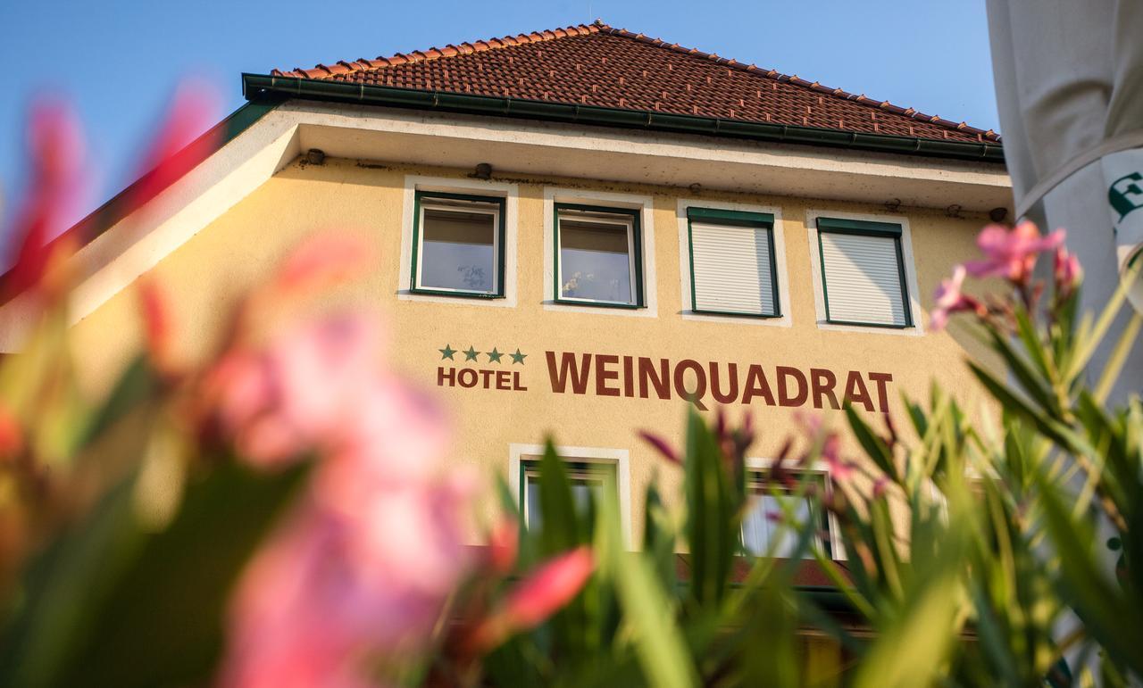 Hotel Garni Weinquadrat 레헨스테이너와차우 외부 사진